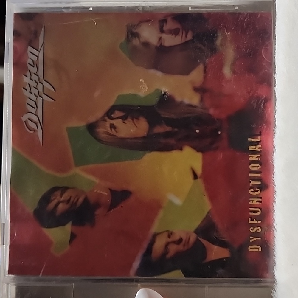 Dokken - Dysfunctional  music 💿 CD.